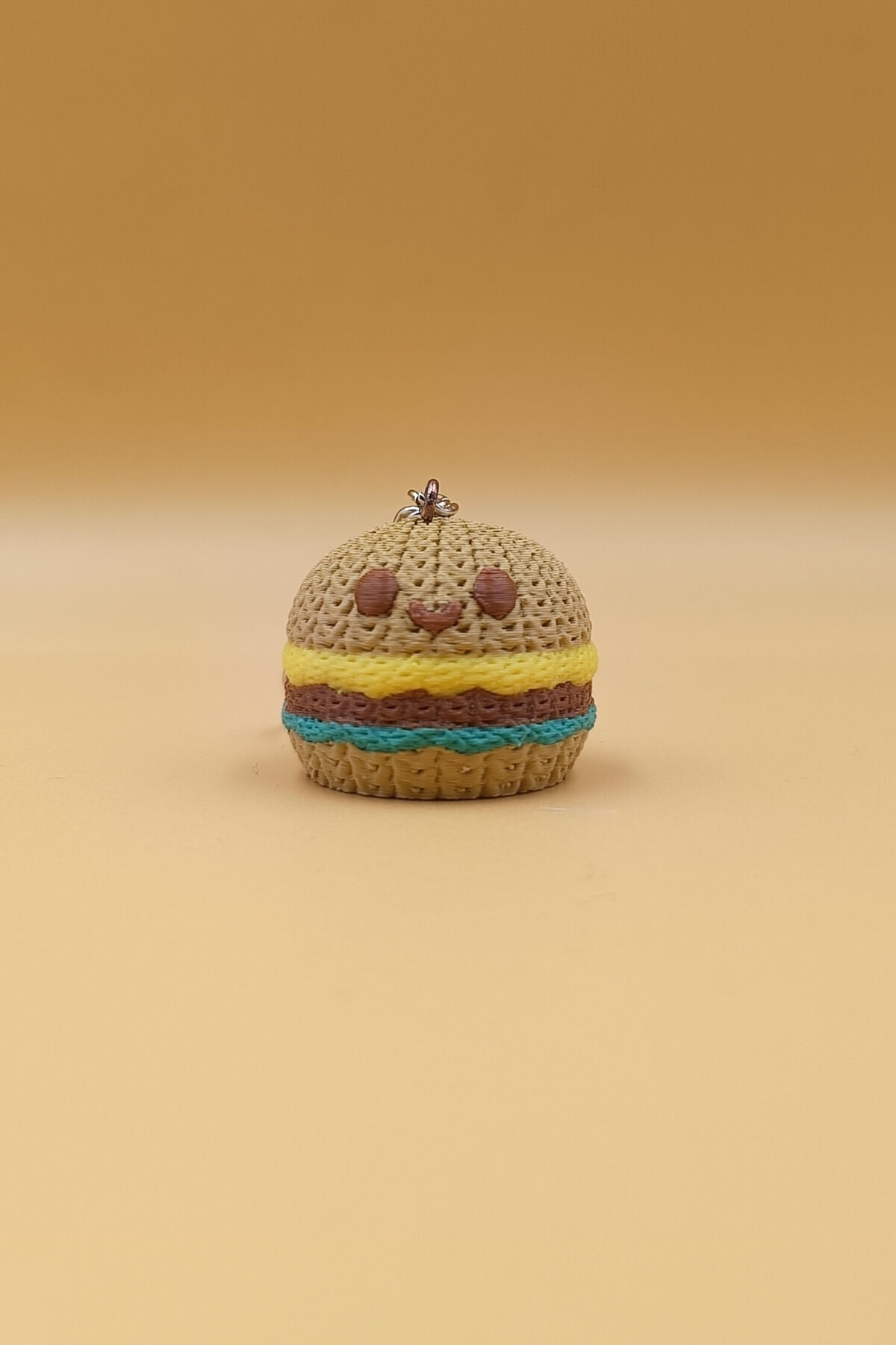 Örgü Desenli Hamburger Anahtarlık (Plastik)