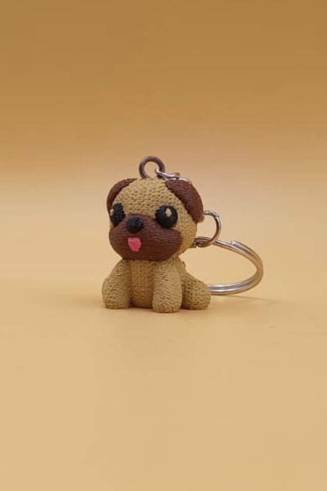 Örgü Desenli Pug Köpek Anahtarlık (Plastik)