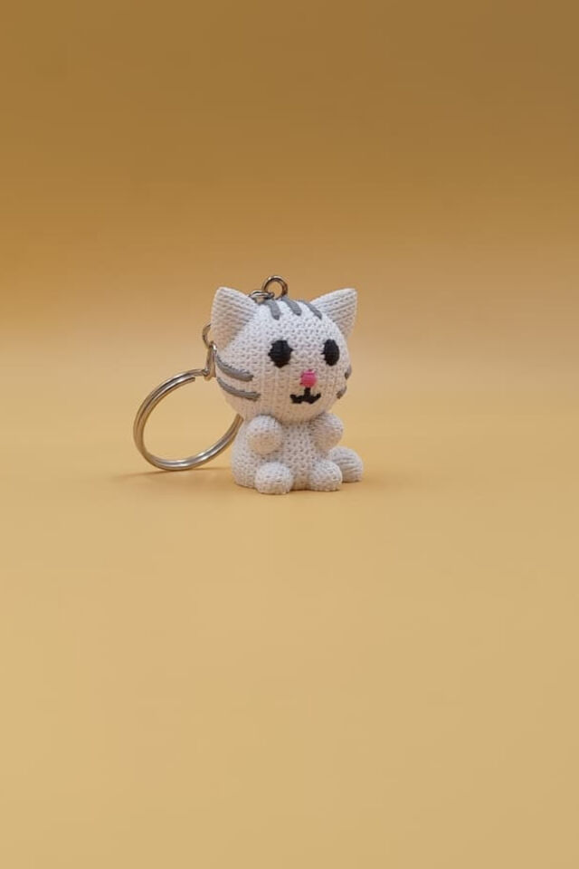 Örgü Desenli Kedi Anahtarlık (Plastik)