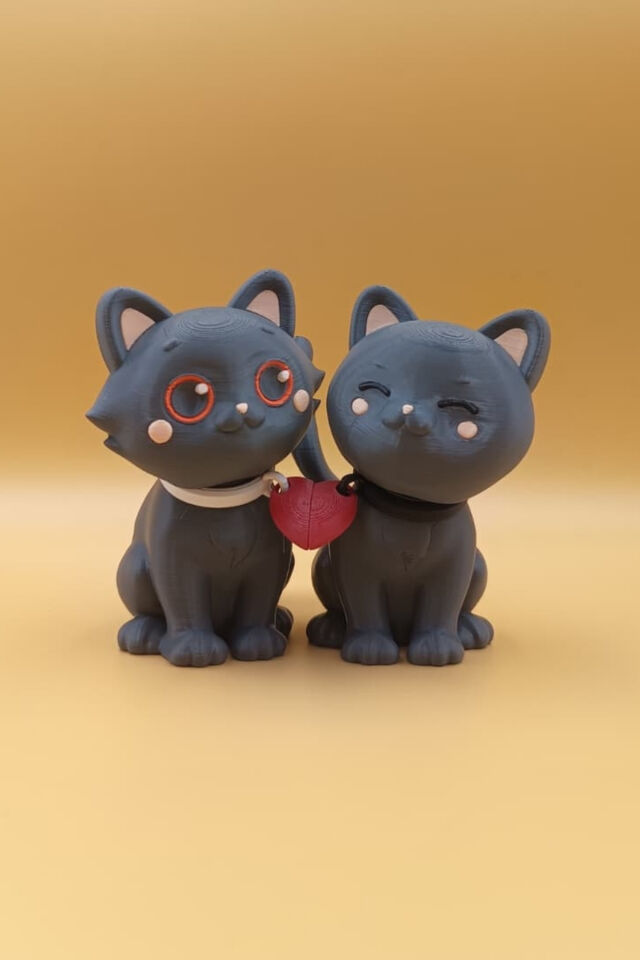 Aşkın En Tatlı Hali – Çift Kedi Figürlü Biblo Masa Süsü Gri ve Gri